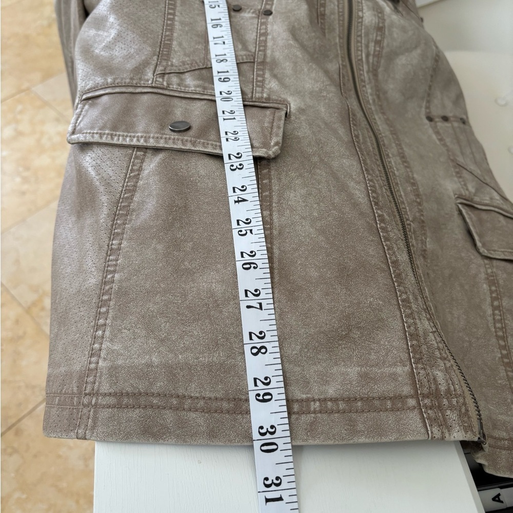 Elegant PU Tan Utility Jacket for Women - Picture 11 of 11